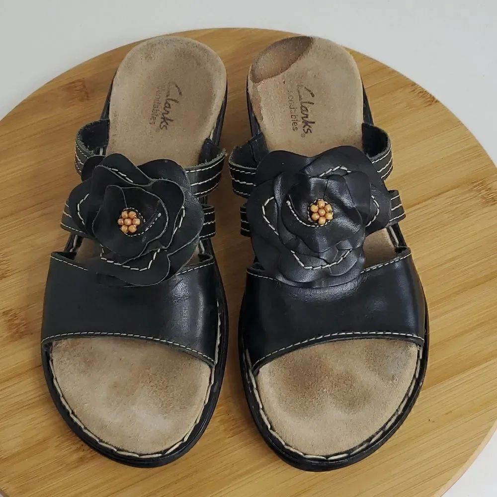 Clarks Bendables Black Leather Comfort Sandals Wedge Heel Flower Women’s 7 M